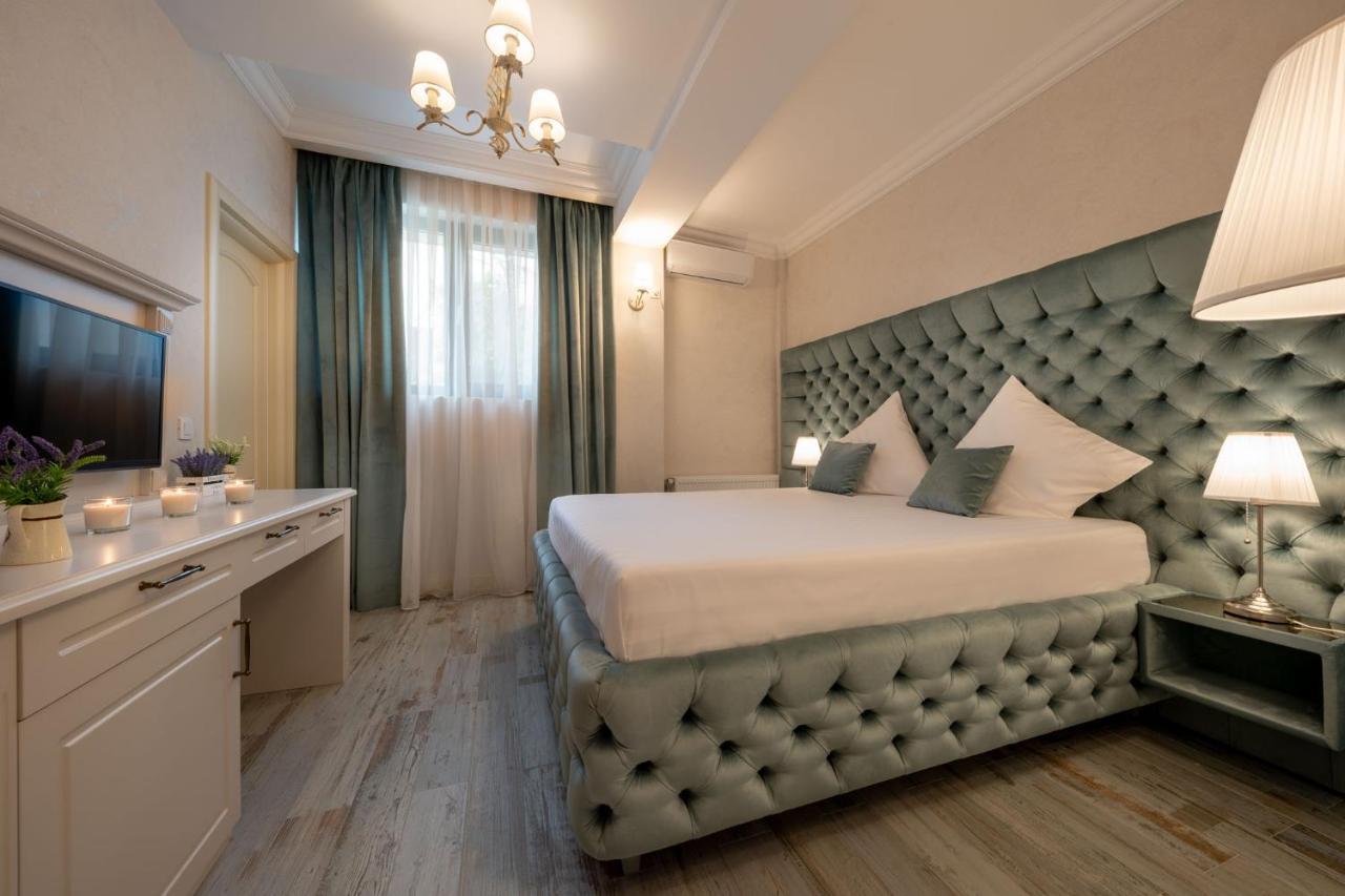 Hotel Casa Fiori Bukares Bagian luar foto