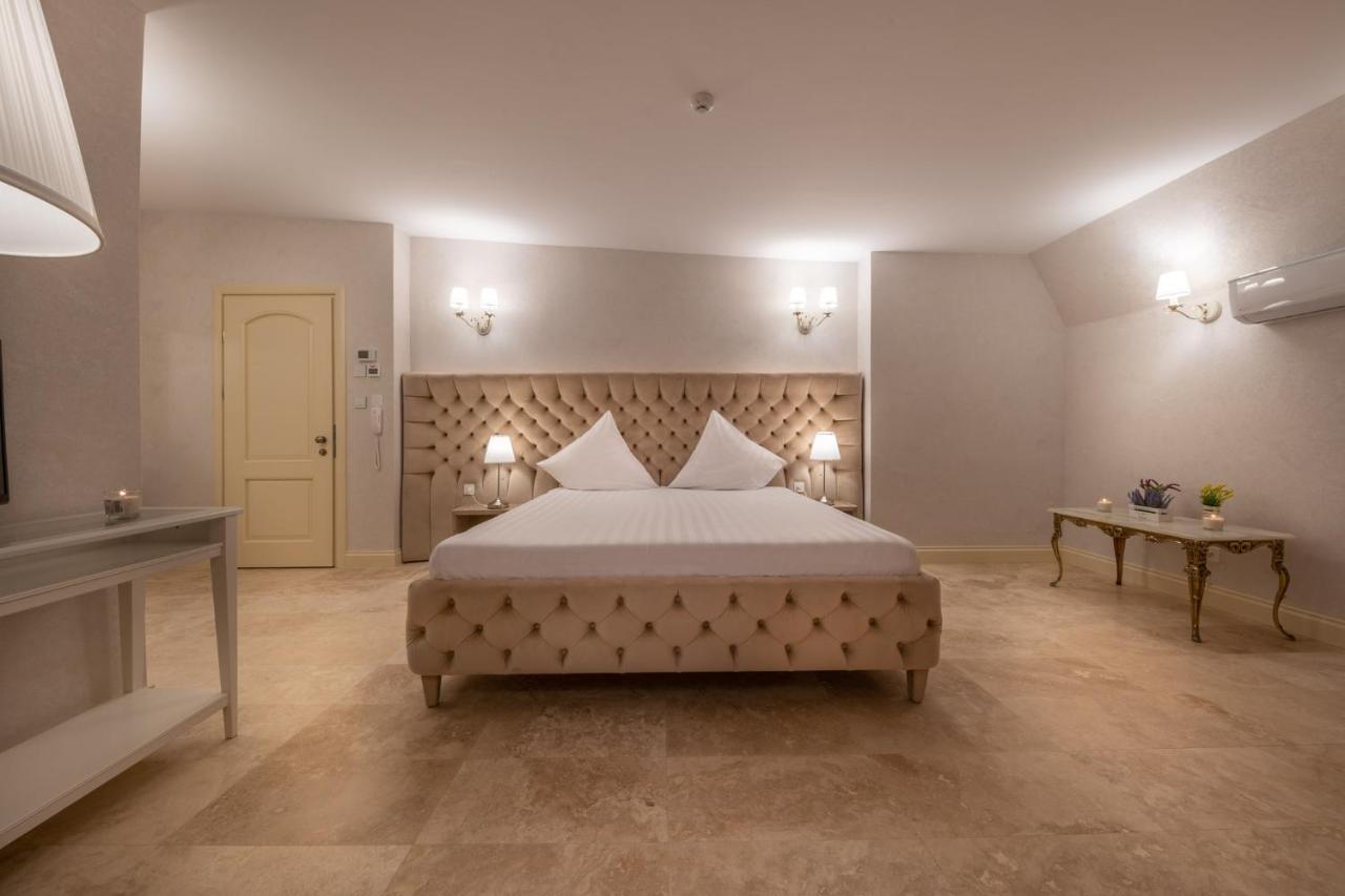 Hotel Casa Fiori Bukares Bagian luar foto