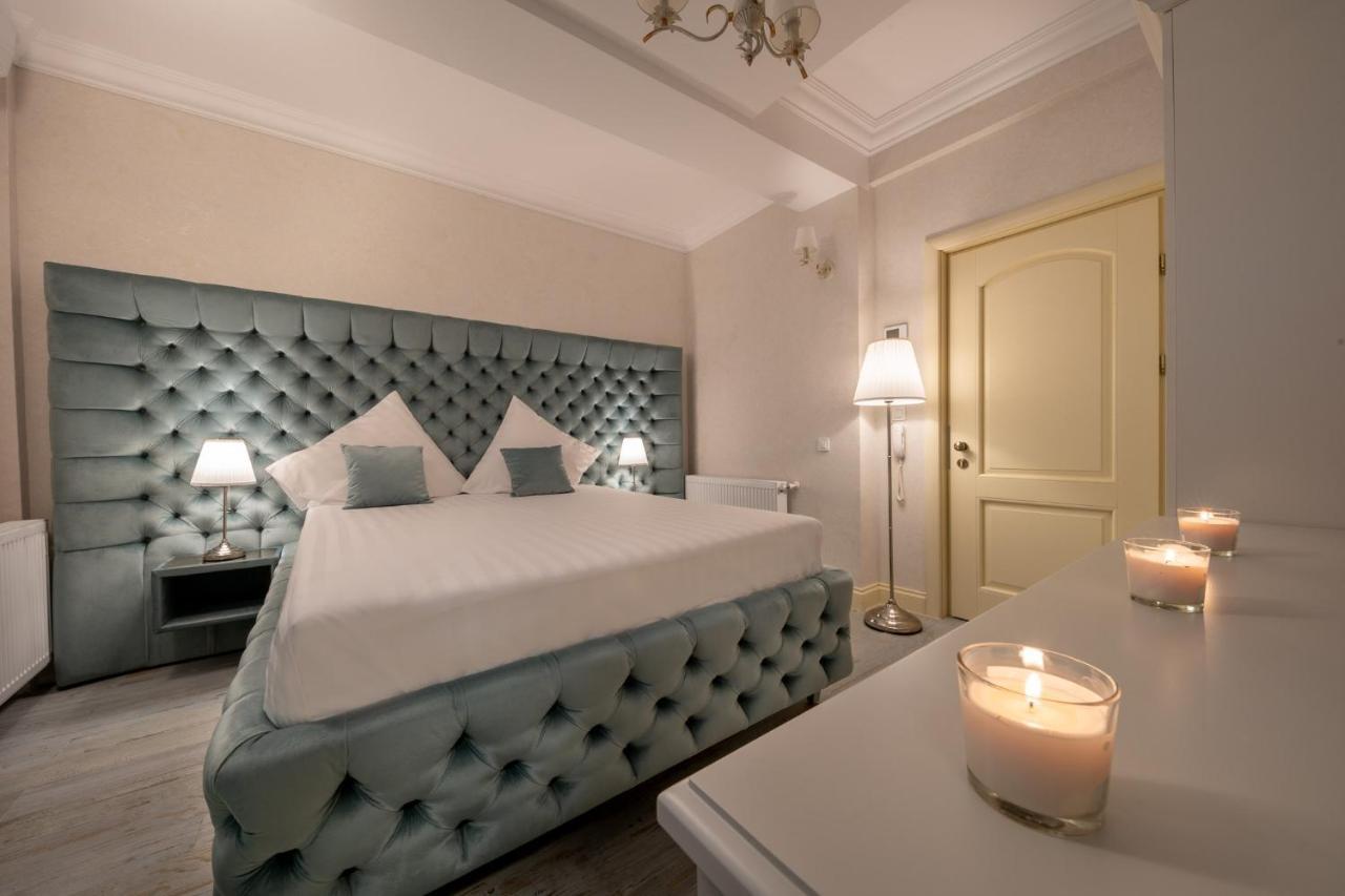 Hotel Casa Fiori Bukares Bagian luar foto