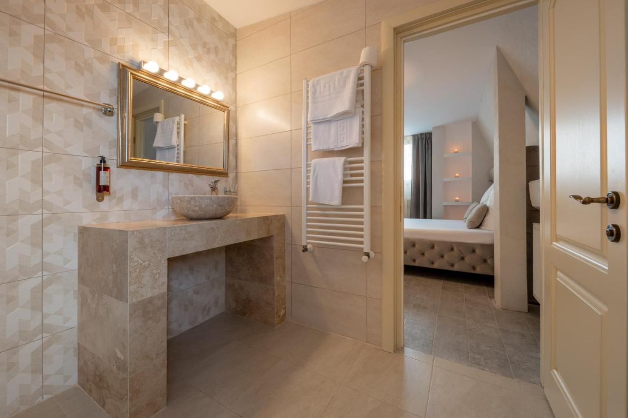 Hotel Casa Fiori Bukares Bagian luar foto