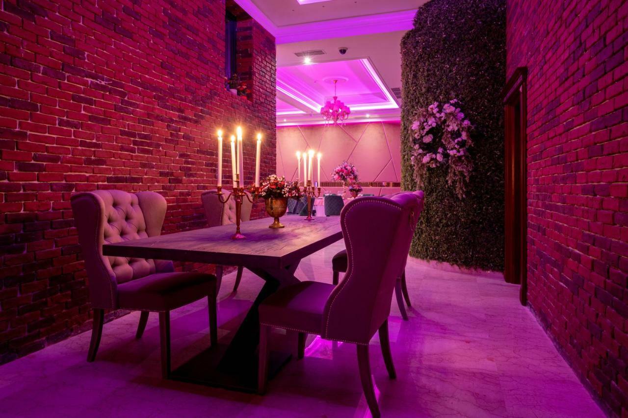 Hotel Casa Fiori Bukares Bagian luar foto