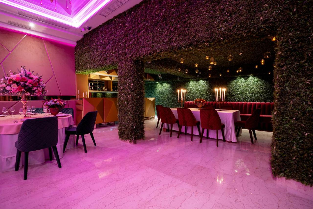 Hotel Casa Fiori Bukares Bagian luar foto