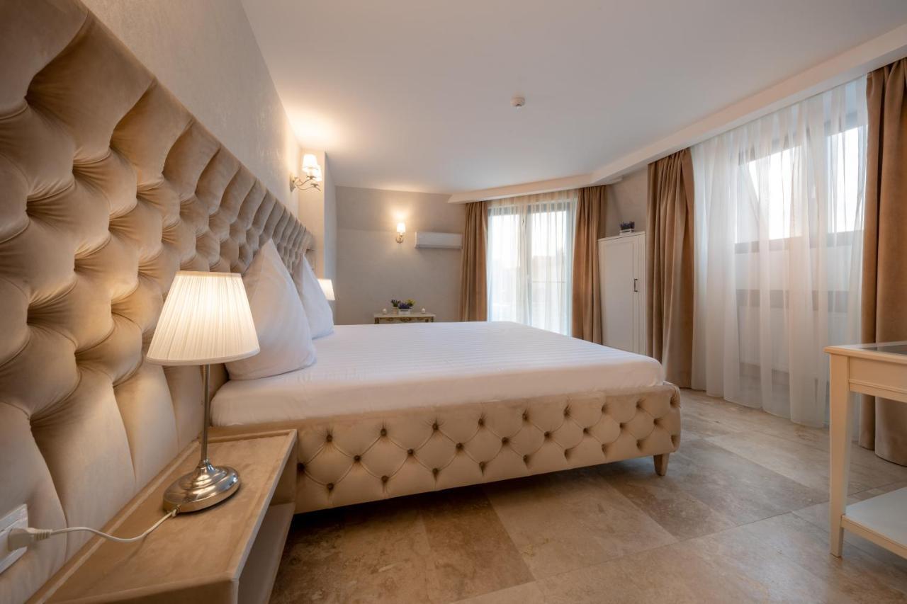 Hotel Casa Fiori Bukares Bagian luar foto